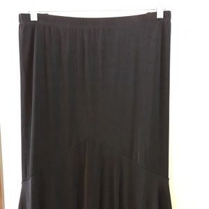 Black spandex skirt with pretty details